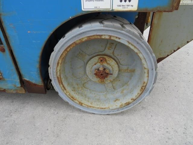 2018 Genie GS-1930