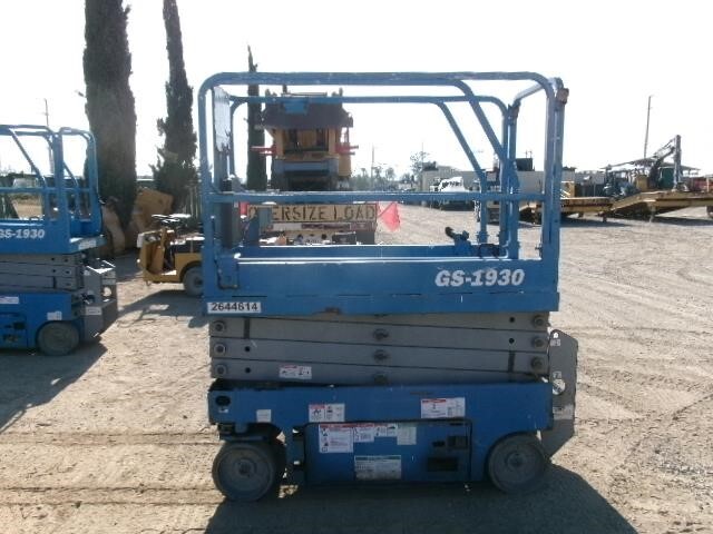 2018 Genie GS-1930