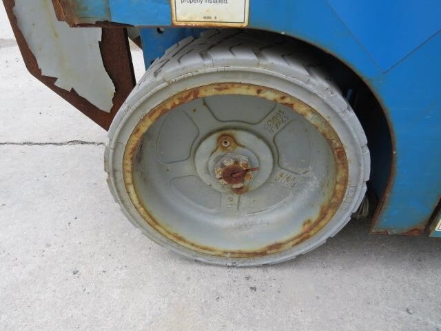 2017 Genie GS-1930