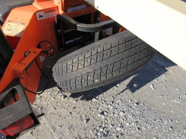 2017 JLG T500J