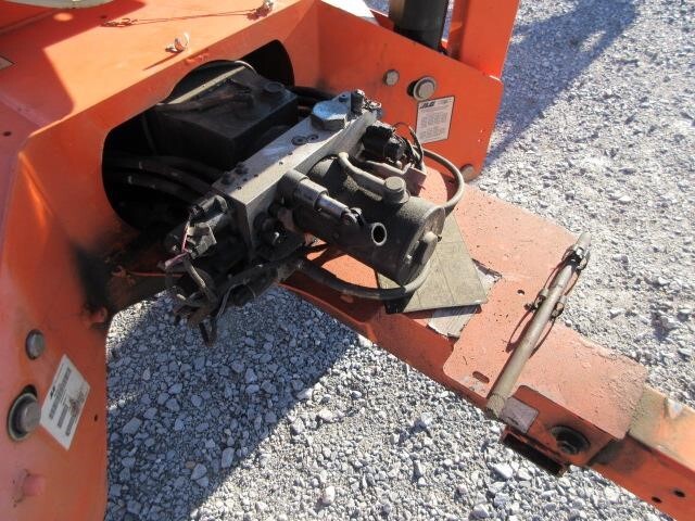 2017 JLG T500J