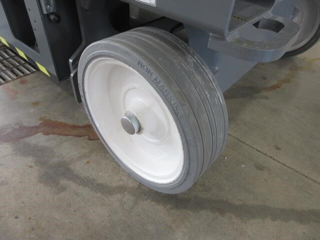 2025 Skyjack SJ4740E