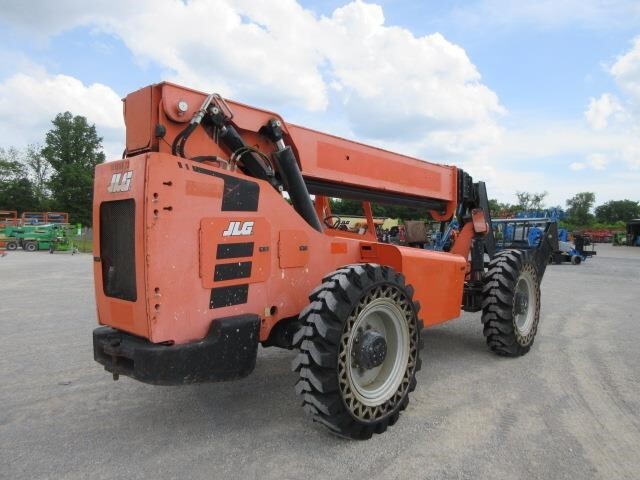 2016 SkyTrak 10054