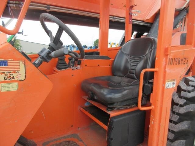 2016 SkyTrak 10054