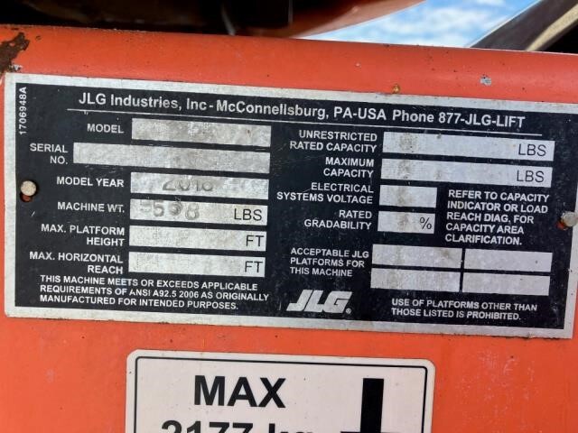 2018 JLG 340AJ