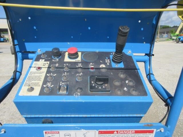 2017 Genie Z-34/22 N