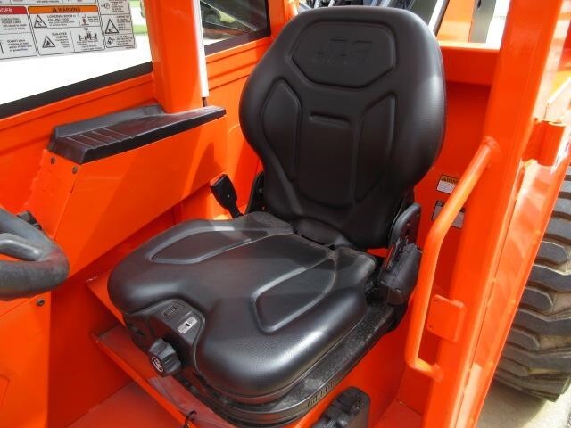 2025 SkyTrak 6042