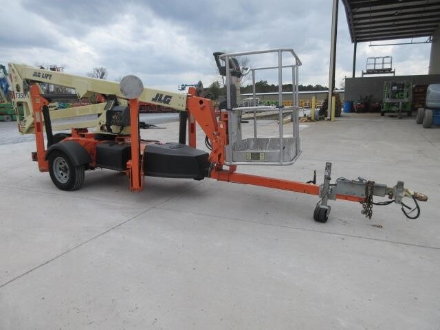2018 JLG T350