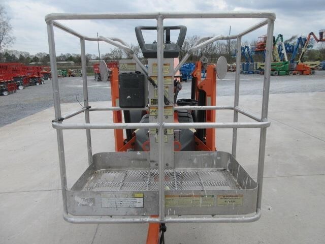 2018 JLG T350