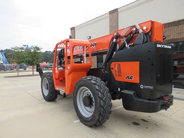 2025 SkyTrak 10054