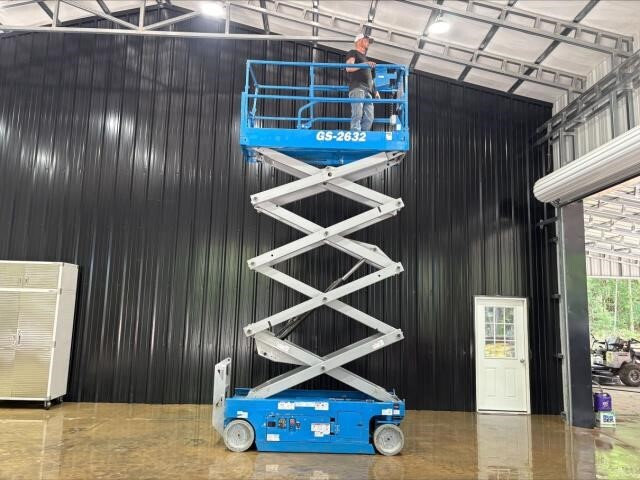 2017 Genie GS-2632