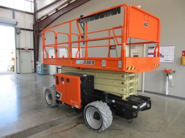 2025 JLG ERT3369