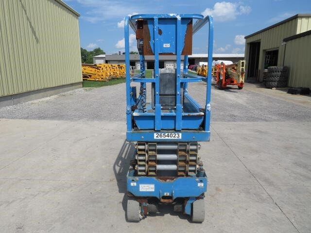 2018 Genie GS-1930
