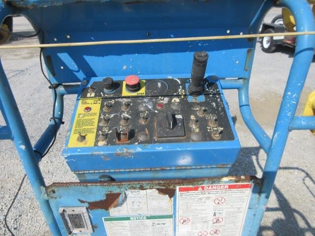 2017 Genie Z-34/22 IC