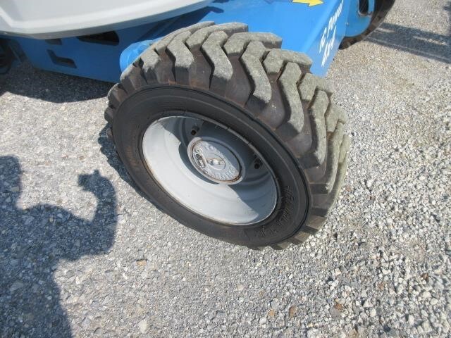 2017 Genie Z-34/22 IC