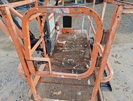 2017 JLG 660SJ