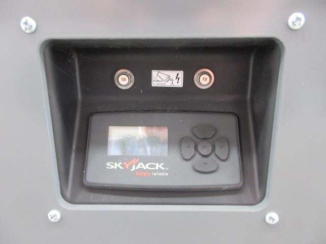 2025 Skyjack SJ4740E