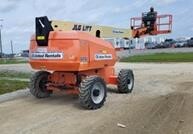 2017 JLG 660SJ