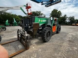 2017 JLG 1255