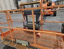 2017 JLG 600SJ