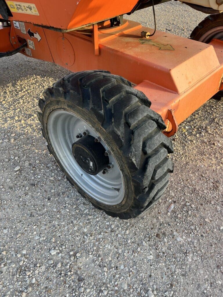 2018 JLG 340AJ