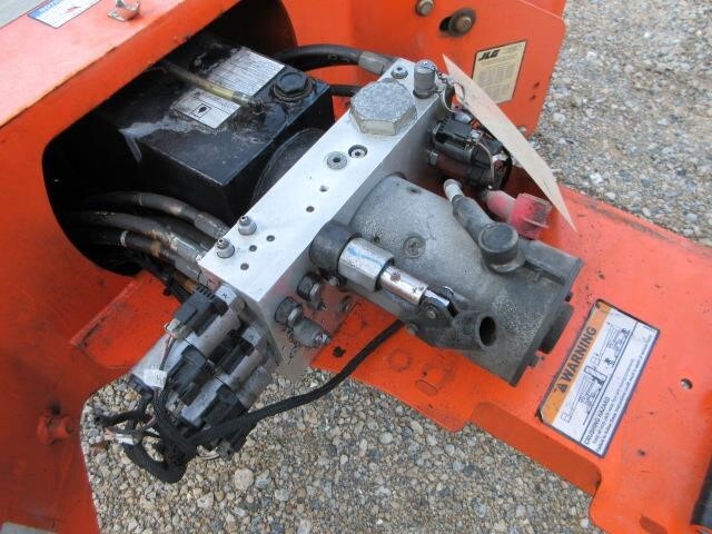 2018 JLG T350