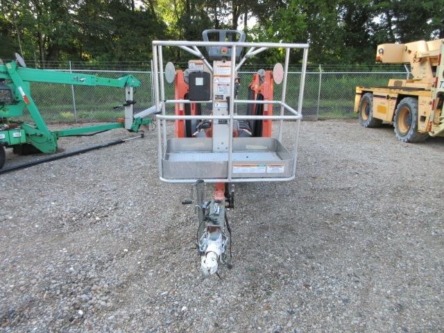 2018 JLG T350