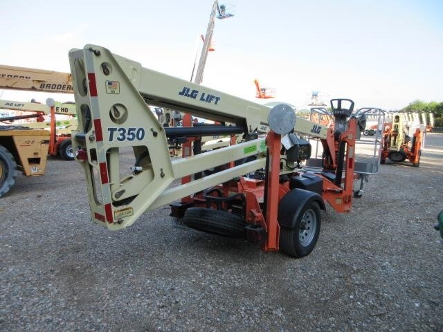 2018 JLG T350