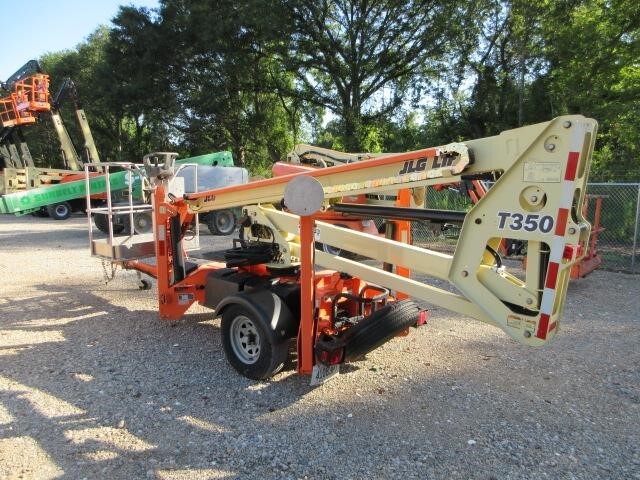 2018 JLG T350