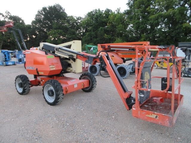2018 JLG 340AJ