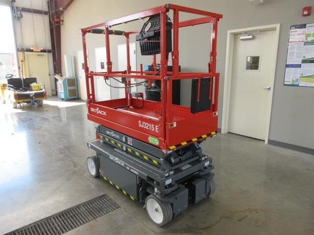 2025 Skyjack SJ3215E