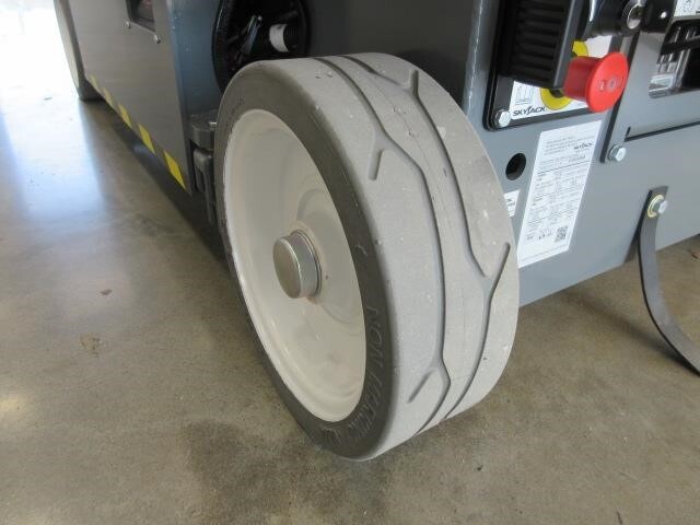 2025 Skyjack SJ3215E