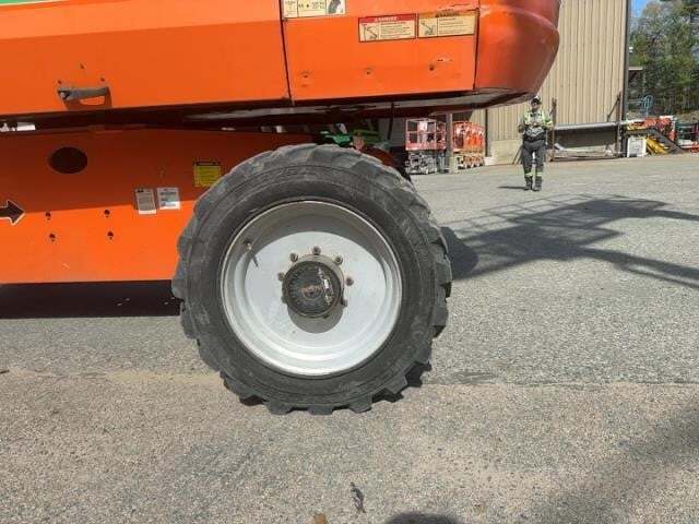 2015 JLG 660SJ
