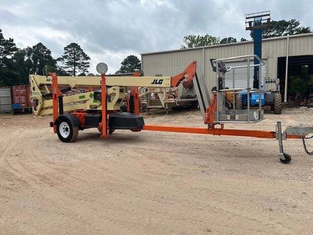 2018 JLG T500J