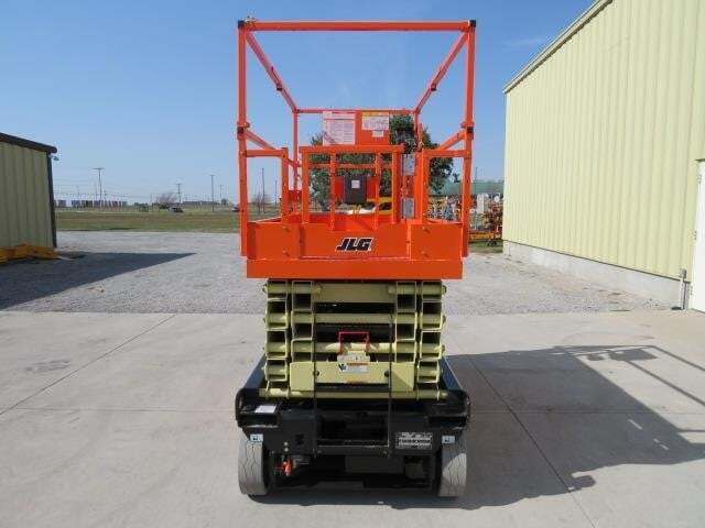 2025 JLG 3246