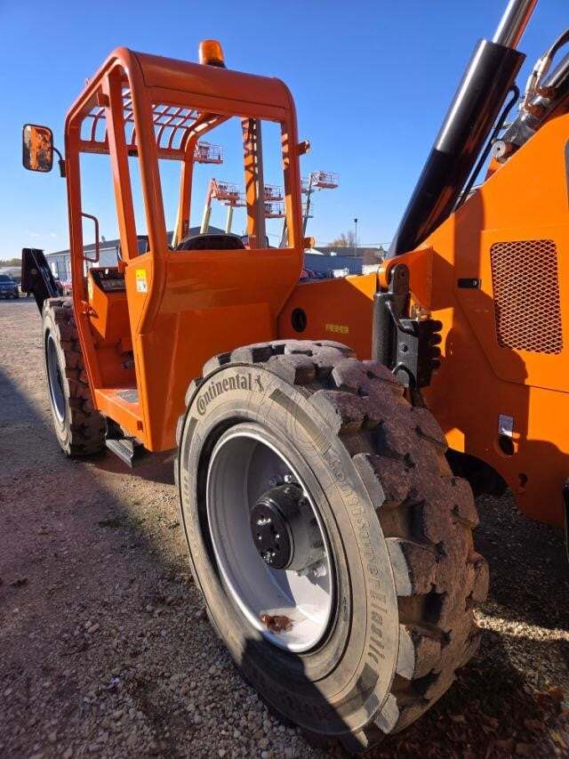 2018 SkyTrak 10054