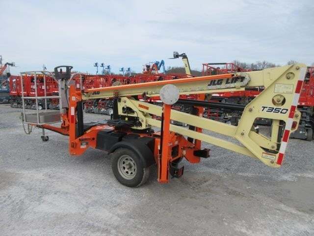 2022 JLG T350
