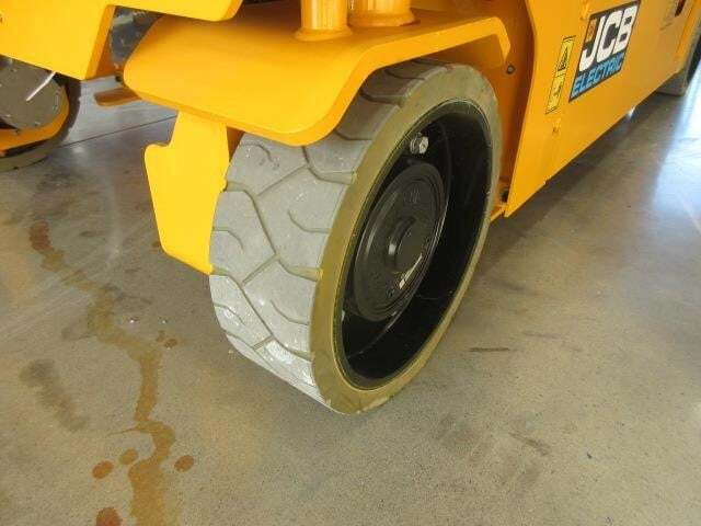 2025 JCB S3246E