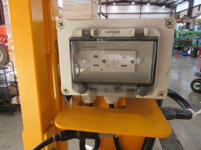 2025 JCB S3246E