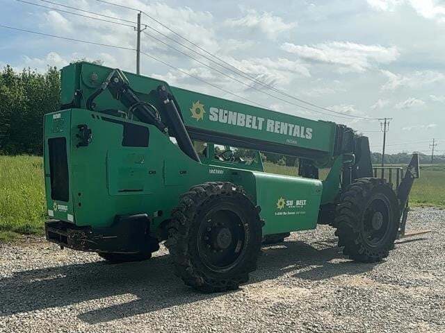 2015 SkyTrak 10054