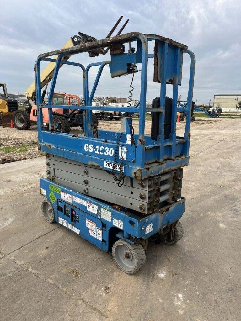2018 Genie GS-1930