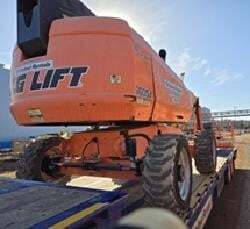 2017 JLG 660SJ