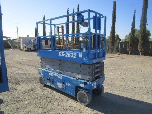 2017 Genie GS-2632