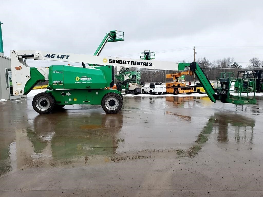 2015 JLG 800AJ