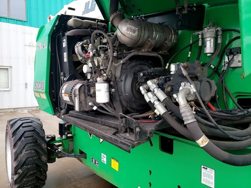 2015 JLG 800AJ