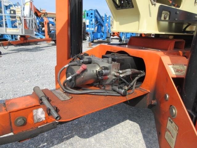 2018 JLG T500J