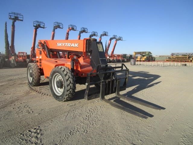 2019 SkyTrak 8042