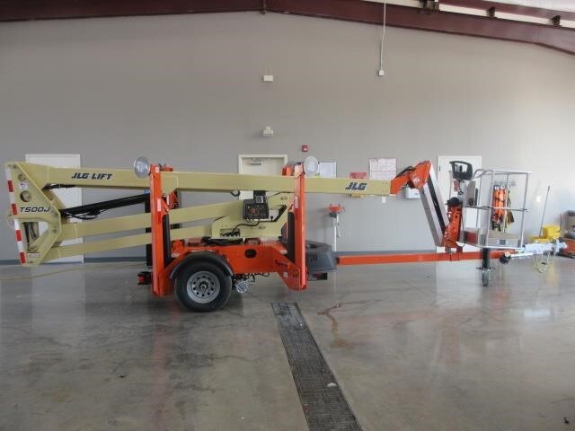 2024 JLG T500J