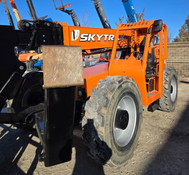2018 SkyTrak 10054