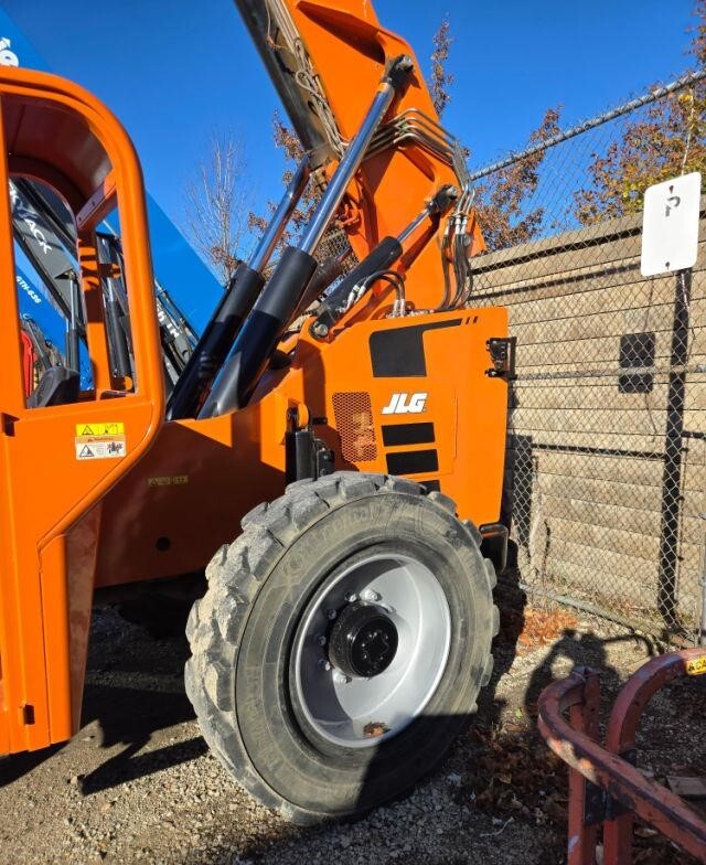 2018 SkyTrak 10054
